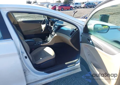 2013 Hyundai Sonata Gls z USA, uszkodzony, nr VIN 5NPEB4AC5DH543885